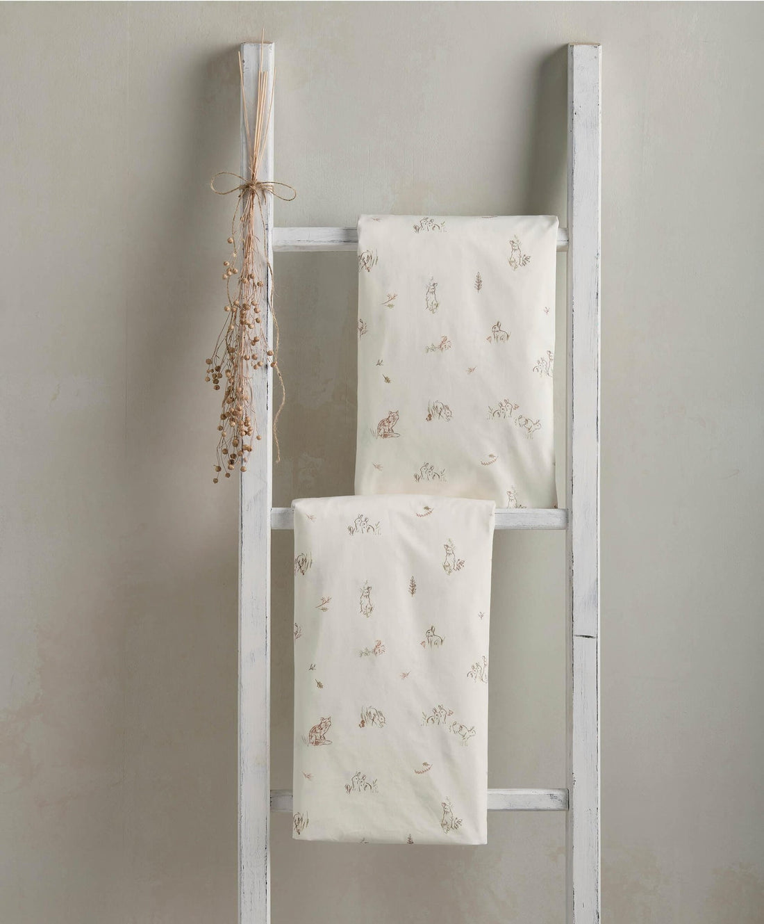 Mamas & Papas Welcome To The World Seedling Cotbed Fitted Sheets Bunny/Fox Pack of 2 | Prenatal, Babies, Nusring, Cybex, Avent Nursery Bedding