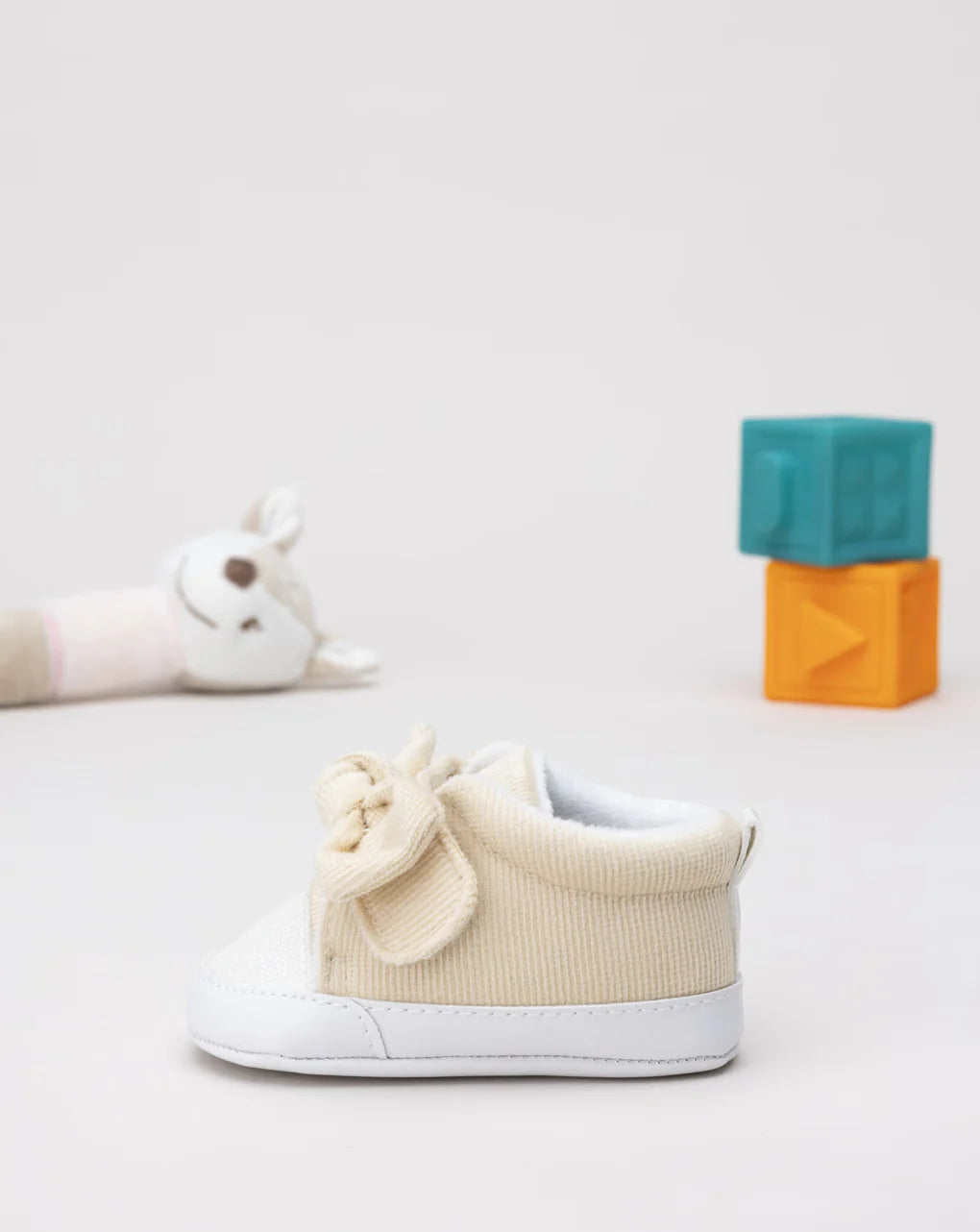 Prenatal Beige baby shoes with bow Casual Shoe