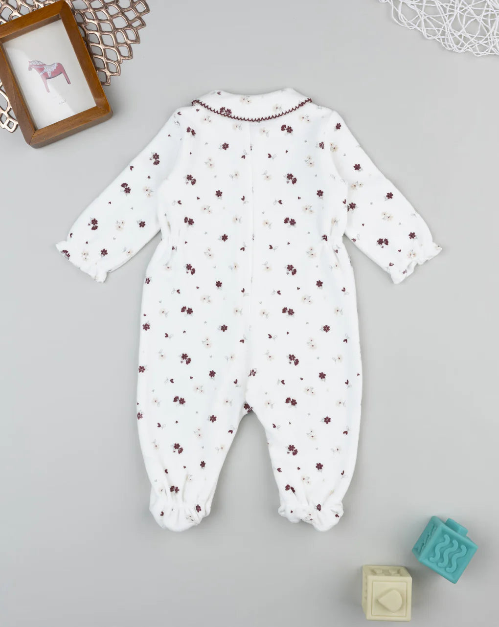 Prenatal White baby romper with little flowers Sleepsuits & Pyjamas, clothing, AW25 P2