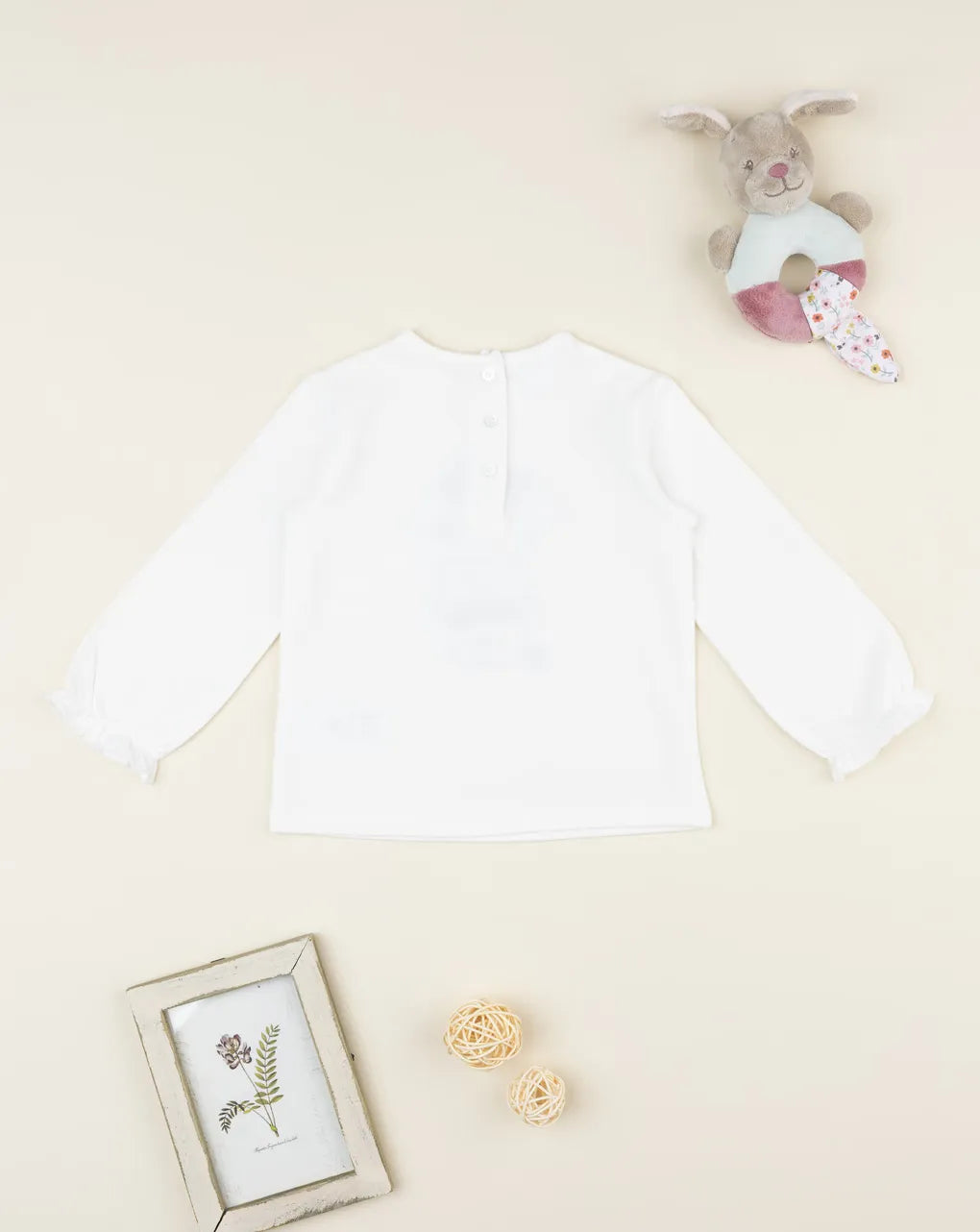 Prenatal Cream bunny girl's T-shirt