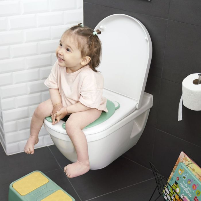 Badabulle Foldable Toilet Training Seat Reducer | Prenatal, Babies, Nusring, Cybex, Avent Potty Training