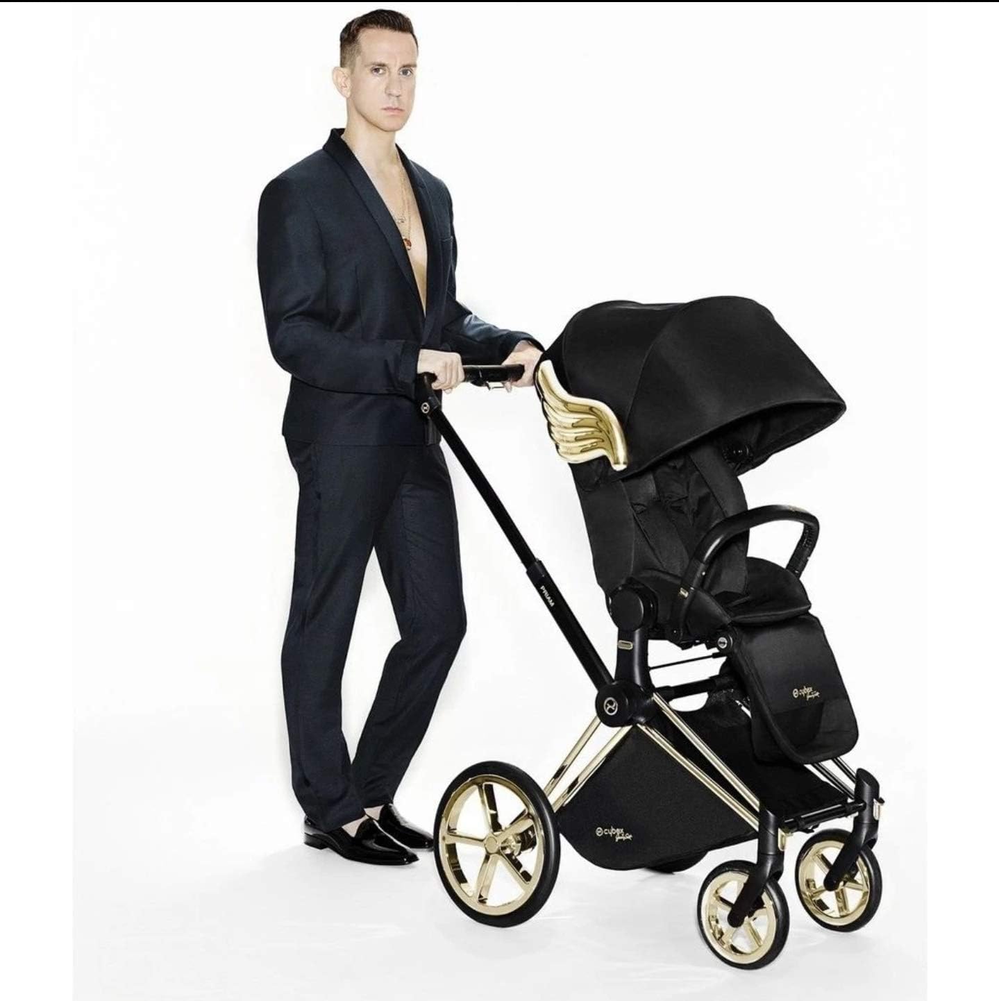 cybex platinum frame and seat Cybex Platinum Priam Jeremy Scott - Wings