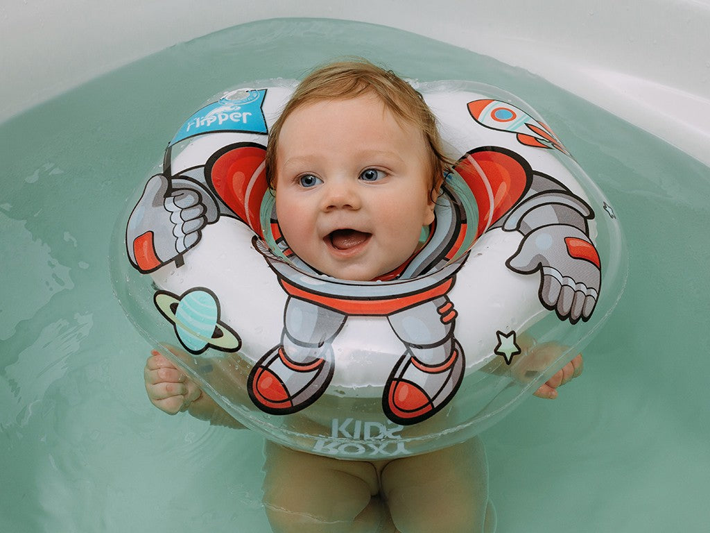 "Flipper" Newborn Bathing Circle