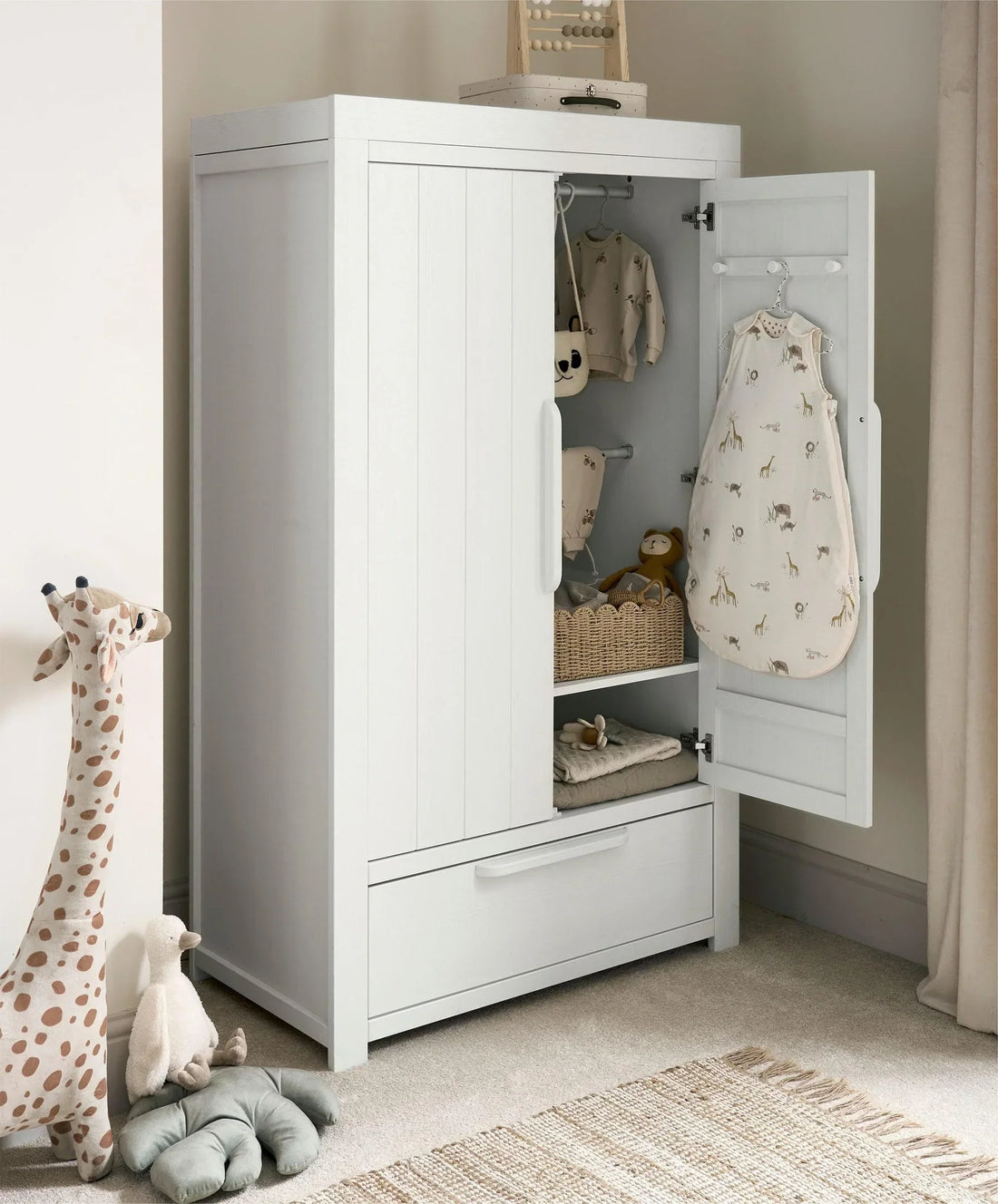 Mamas & Papas Franklin Nursery Wardrobe - White Wash | Prenatal, Babies, Nusring, Cybex, Avent Wardrobe