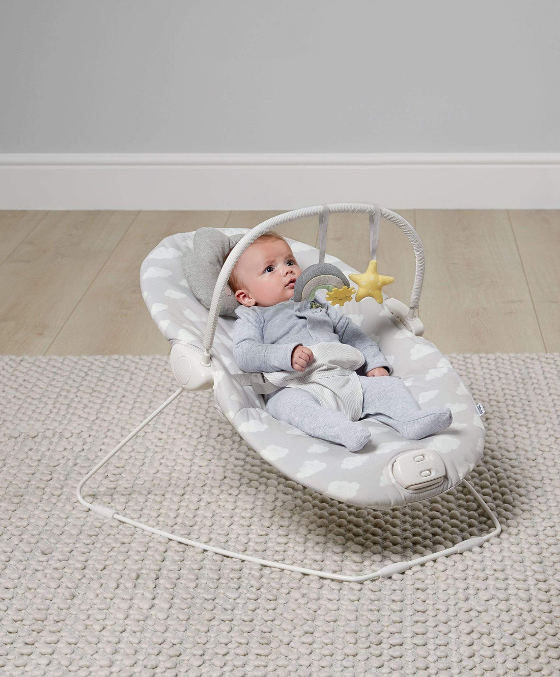 Mamas & Papas Capella Bouncing Cradle | Prenatal, Babies, Nusring, Cybex, Avent Cradle