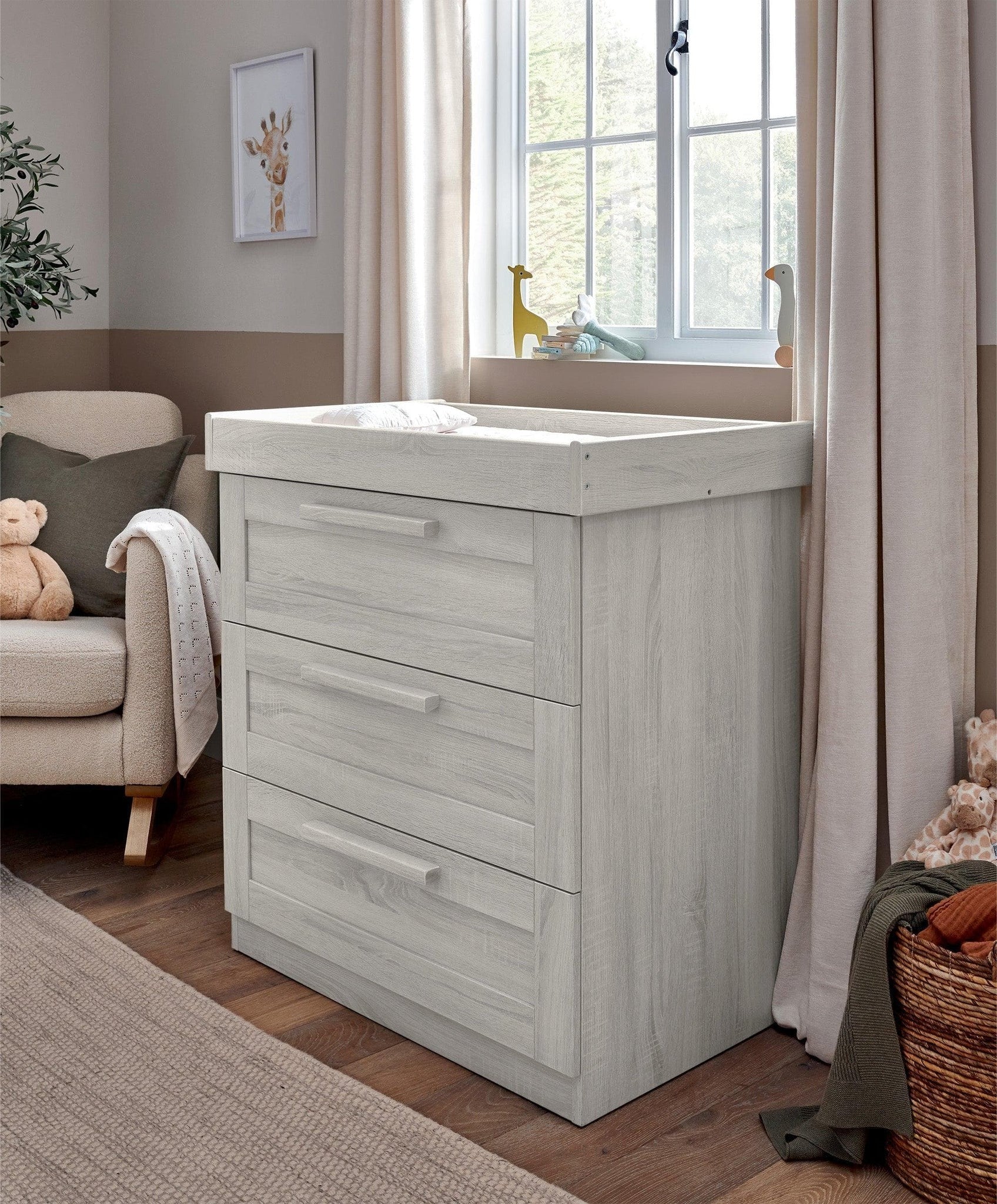 Mamas & Papas Atlas 3 Drawer Dresser & Changing Unit Nimbus - White | Prenatal, Babies, Nusring, Cybex, Avent Dresser