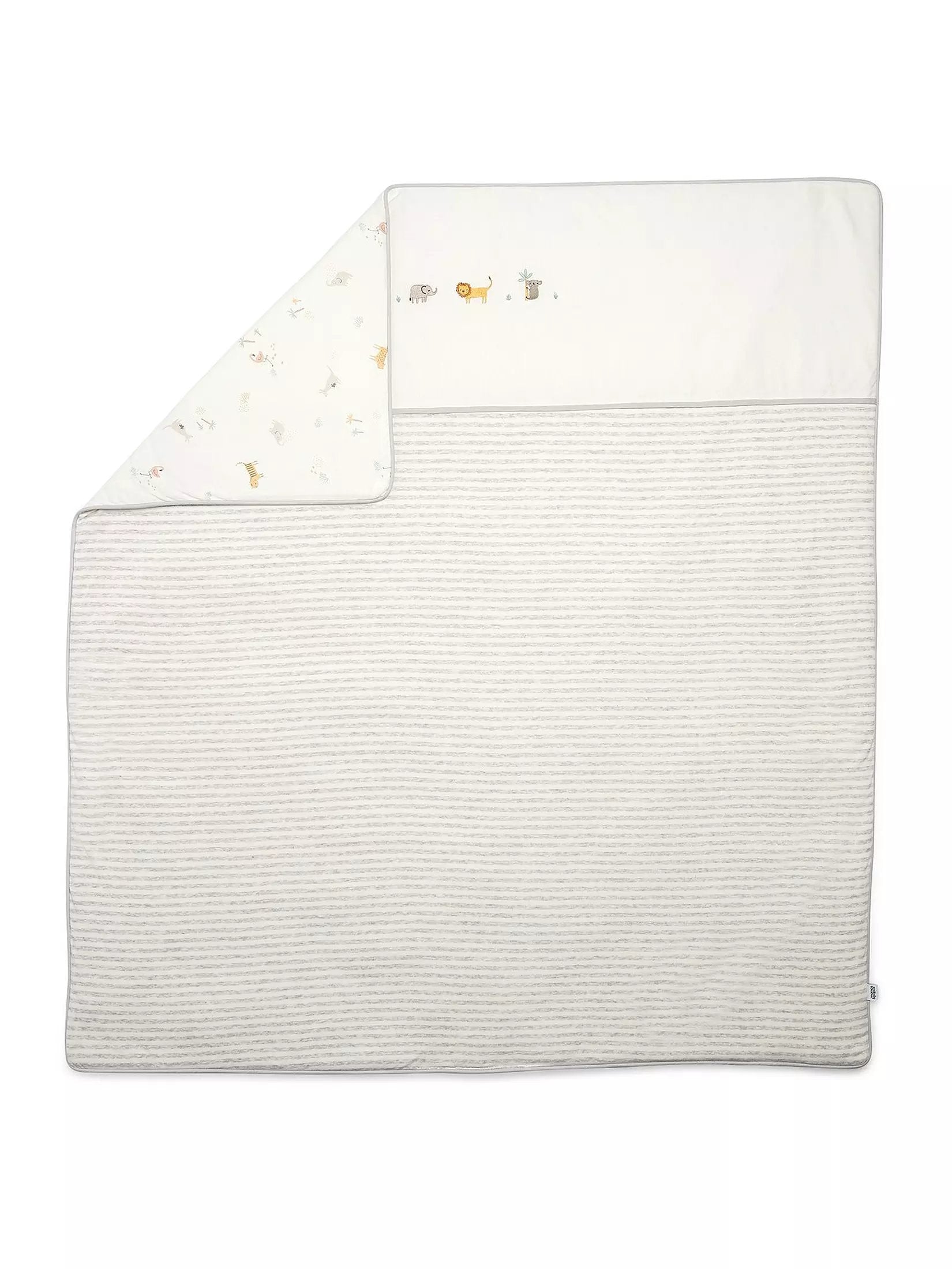 Mamas & Papas 25 Tog Nursery Quilt - Wildly Adventures - White Grey | Prenatal, Babies, Nusring, Cybex, Avent Nursery Bedding