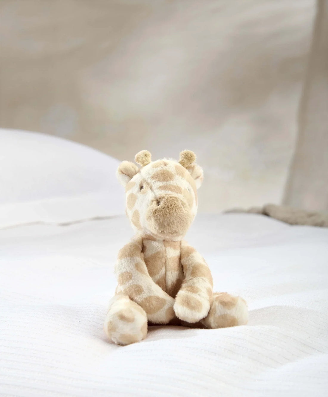 Mamas & Papas Welcome to the World Small Beanie Toy - Giraffe | Prenatal, Babies, Nusring, Cybex, Avent Soft Toy