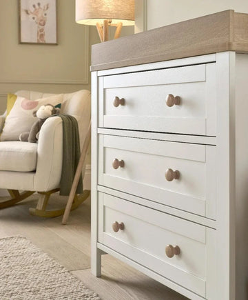Mamas & Papas Wedmore Nursery Dresser Changer - White/Natural | Prenatal, Babies, Nusring, Cybex, Avent Dresser