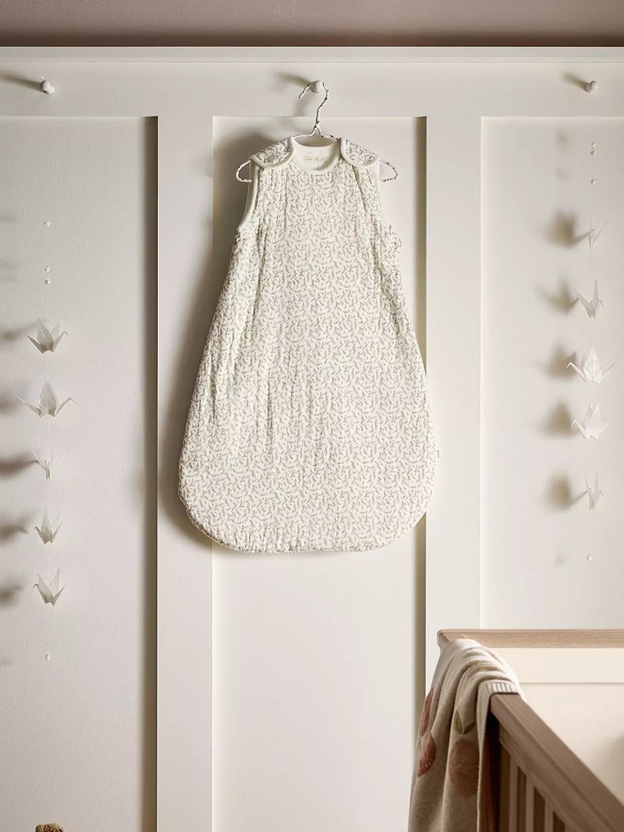 Mamas & Papas Leaf Dreampod 0-6m 25 Tog Welcome to the World Seedling | Prenatal, Babies, Nusring, Cybex, Avent Sleep Sack