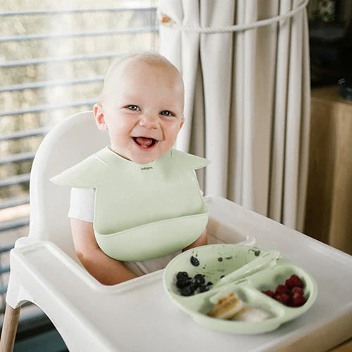Babyono Silicone Bib with Adjustable Lock – Mint