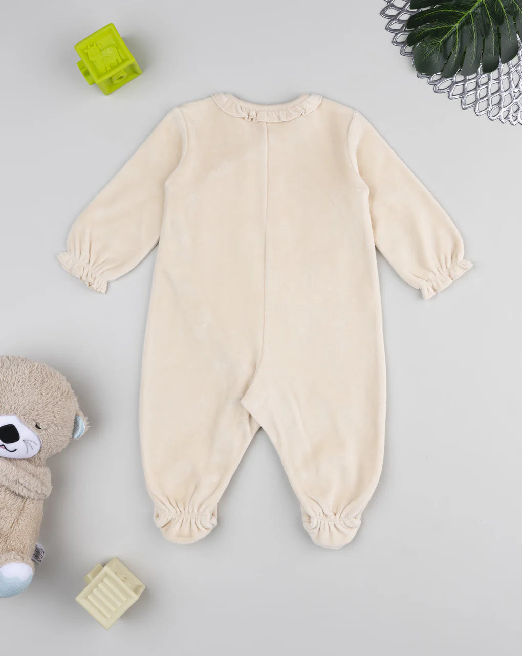 Prenatal Beige chenille giraffe baby onesie Overall