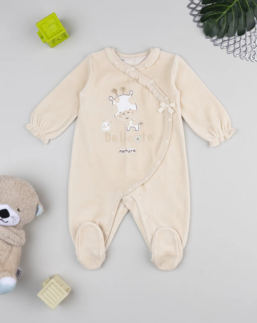 Prenatal Beige chenille giraffe baby onesie Overall