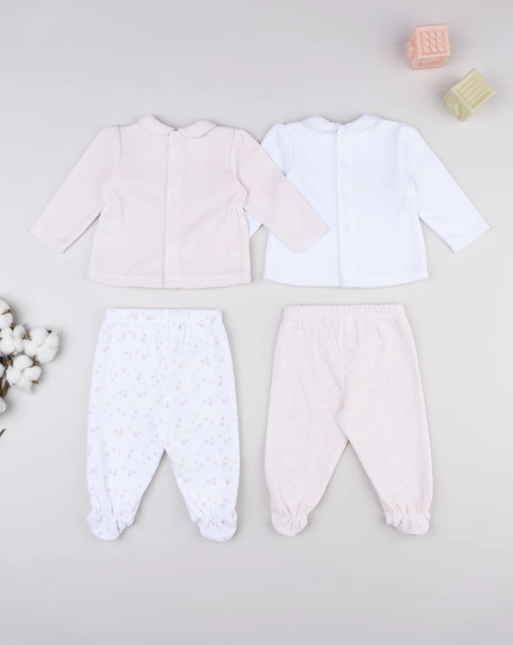 Prenatal Pack of 2 girls' outfits with white and pink flowers Outdoor Set