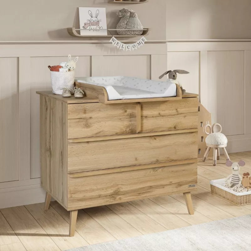 Micuna Martha Changing Mat CP-1968 in oak finish with rabbit design