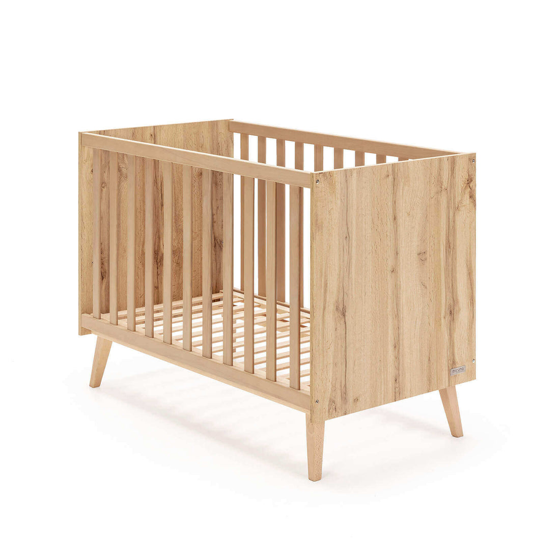 Micuna Martha Cot 120x60cm with natural oak wood finish and adjustable mattress base