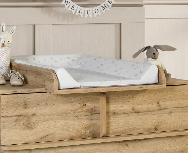 Micuna Martha Changing Mat CP-1968 in oak finish with rabbit design