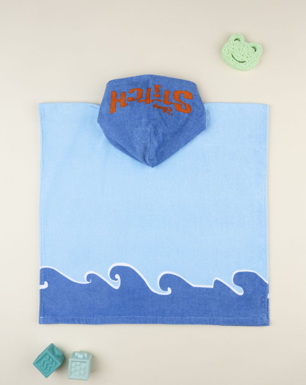 Prenatal Stitch beach poncho for boys